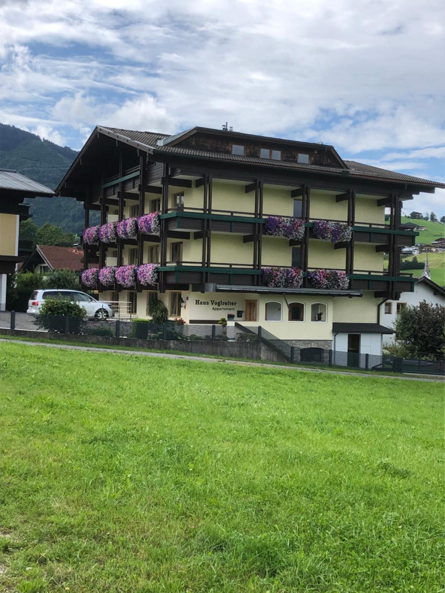 Haus Voglreiter - Inkl Sommerkarte, Zentrale Und Ruhige Lage, Garten Mit Spielplatz Kaprun Exteriér fotografie