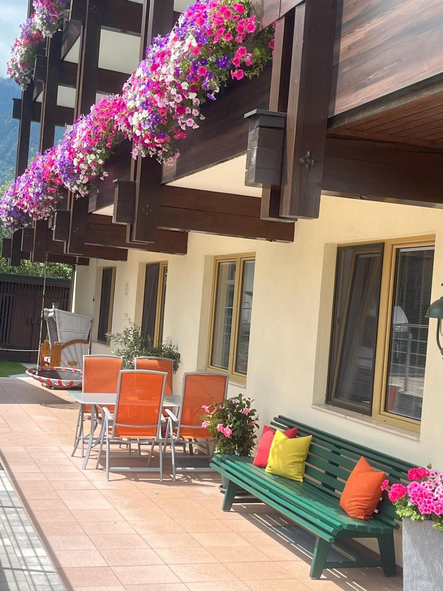 Haus Voglreiter - Inkl Sommerkarte, Zentrale Und Ruhige Lage, Garten Mit Spielplatz Kaprun Exteriér fotografie